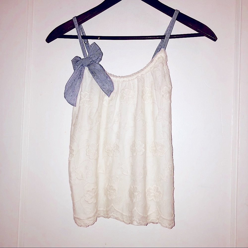 G I L L Y  H I C K S  SYDNEY White Lace Cami